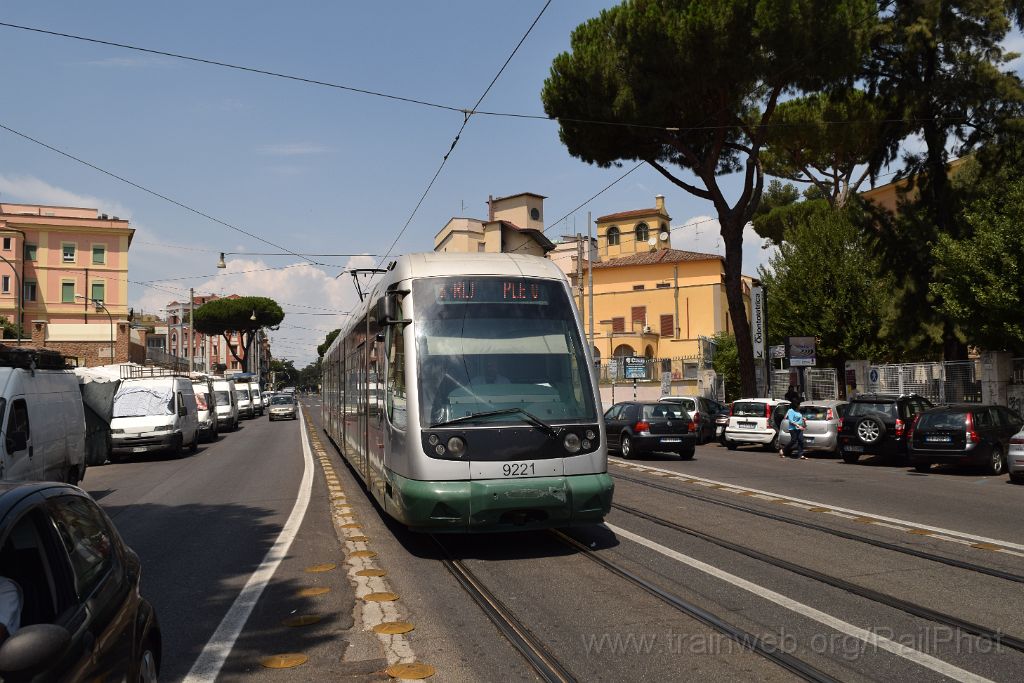 4044-0043-250716.jpg - ATAC 9221 / Policlinico 25.7.2016