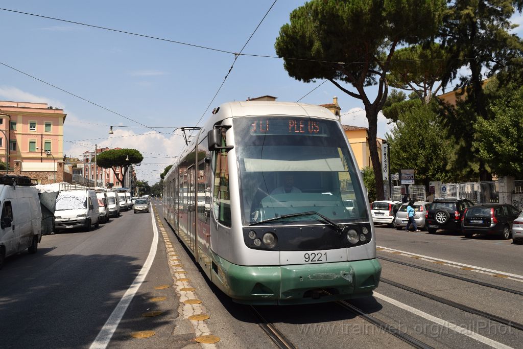 4044-0045-250716.jpg - ATAC 9221 / Policlinico 25.7.2016