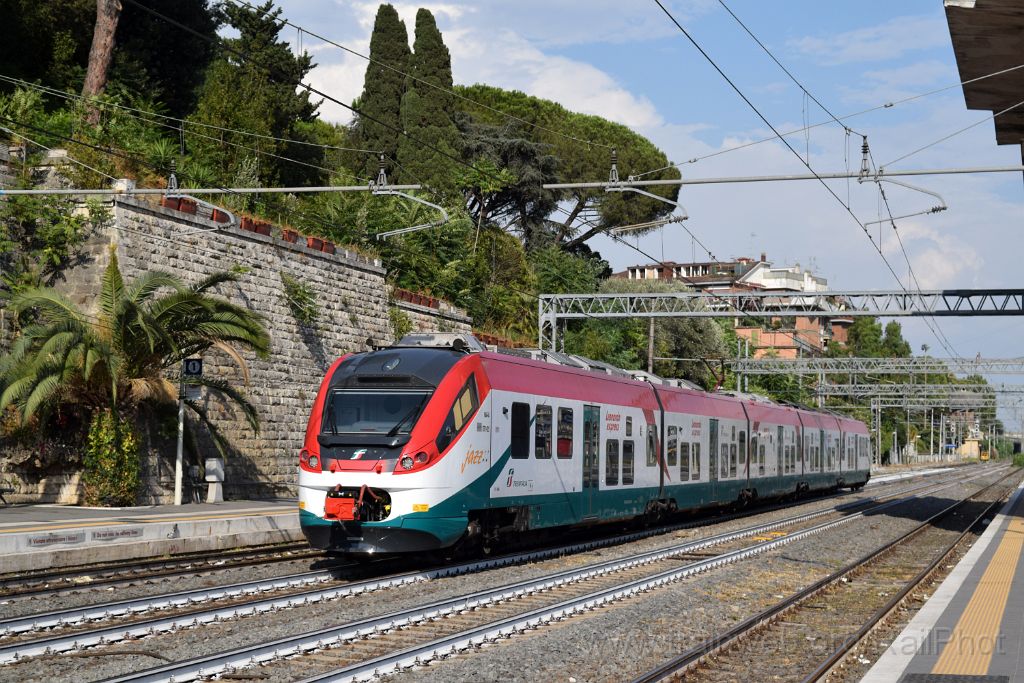 4053-0007-260716.jpg - FS ETR 425.068 / Roma Ostiense 26.7.2016