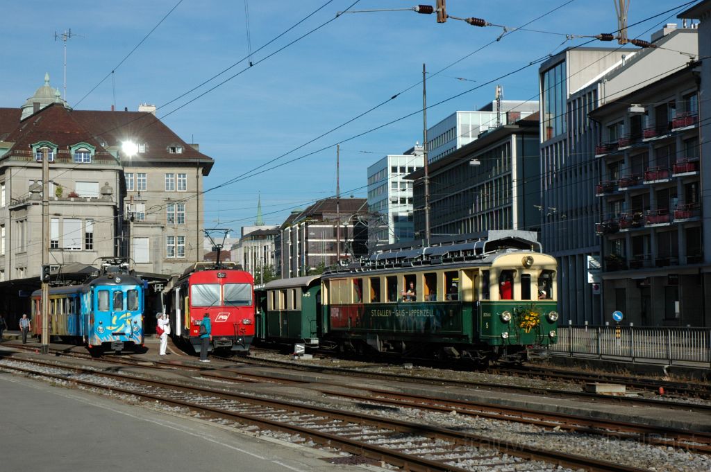 3307-0012-280914.jpg - AB BDeh 4/4 13 + TB BDe 4/4 7 "Ostwind" + SGA BCFeh 4/4 5 / St.Gallen 28.9.2014
