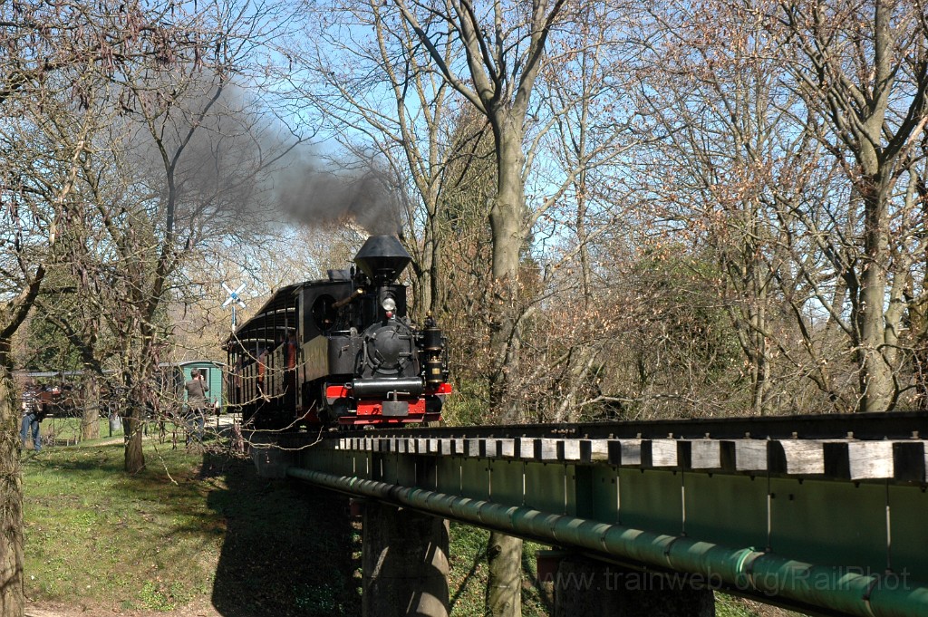 2750-0037-140413.jpg - SchBB G 4/4 7349 "Taxus" / Schinznach 14.4.2013