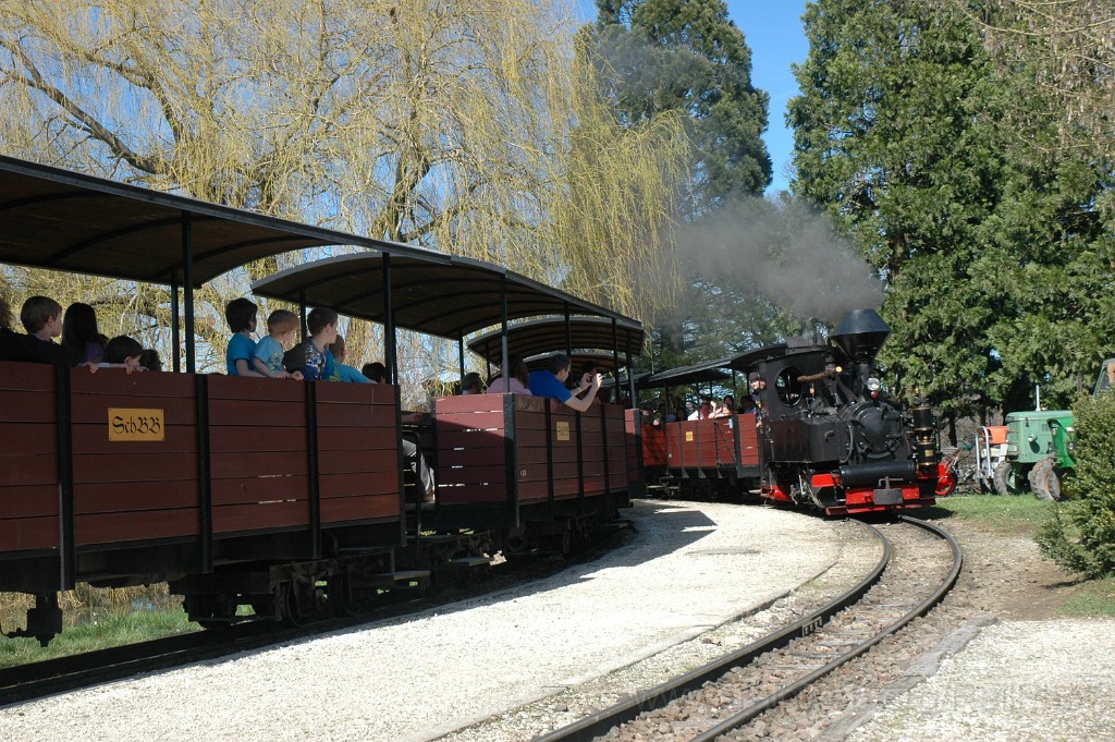 2752-0028-140413.jpg - SchBB G 4/4 7349 "Taxus" / Baumschulsee 14.4.2013