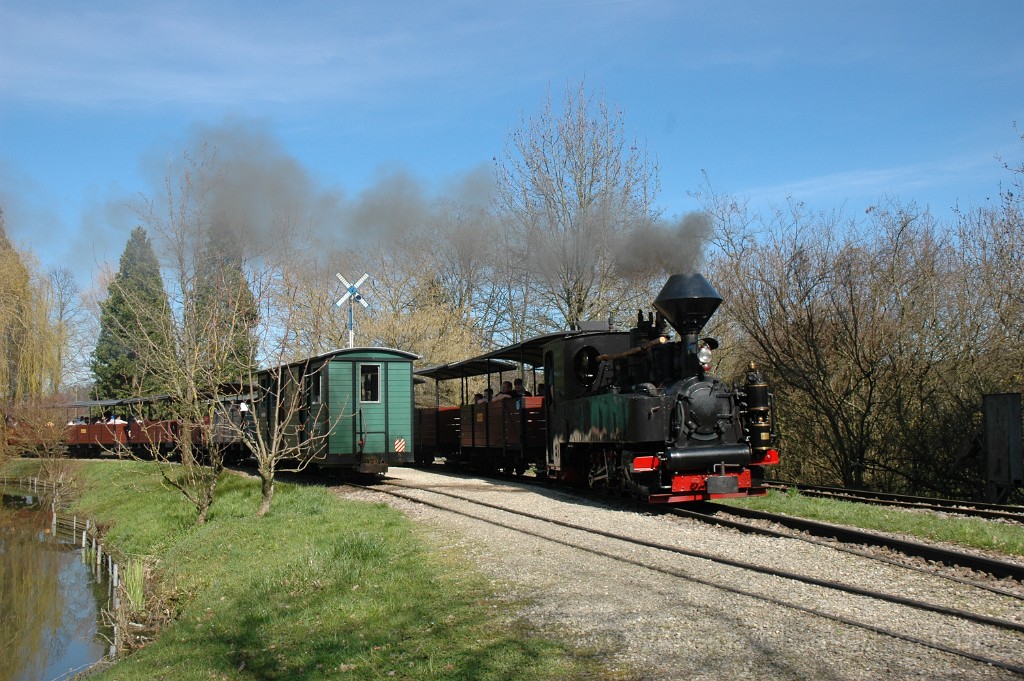 2754-0015-140413.jpg - SchBB G 4/4 7349 "Taxus" / Baumschulsee 14.4.2013
