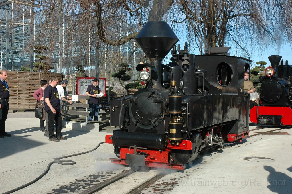 2758-0037-140413.jpg - SchBB G 4/4 7349 "Taxus" / Schinznach 14.4.2013
