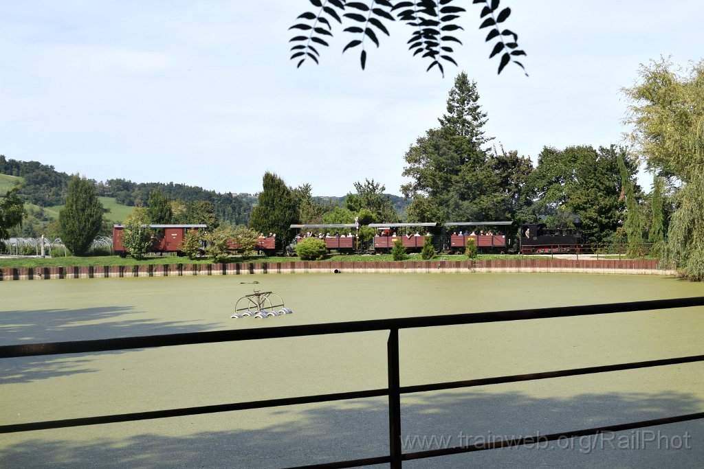 10007-0047-070925.jpg - SchBB G 4/4 7349 "Taxus" / Schinznach (Baumschulsee) 7.9.2025