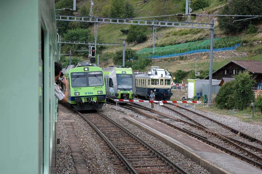 2943-0047-080913.jpg - BN Be 4/4 761 + ABt 966 + RABe 535.125-9 + BCFe 4/6 736 / Ausserberg 8.9.2013