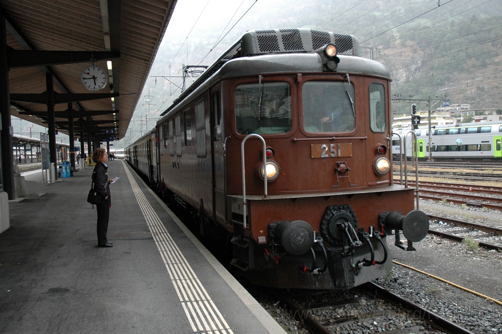 2950-0038-080913.jpg - BLS Ae 4/4 251 / Brig 8.9.2013