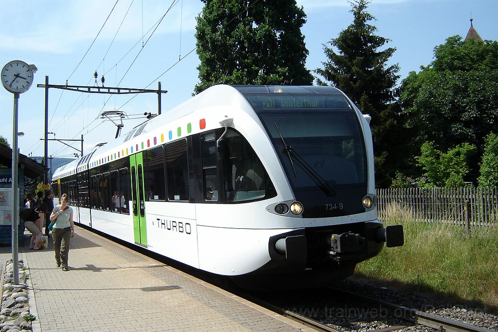 1195-0030-250606.jpg - Thurbo RABe 526.734-9 / Kaiserstuhl AG 25.6.2006