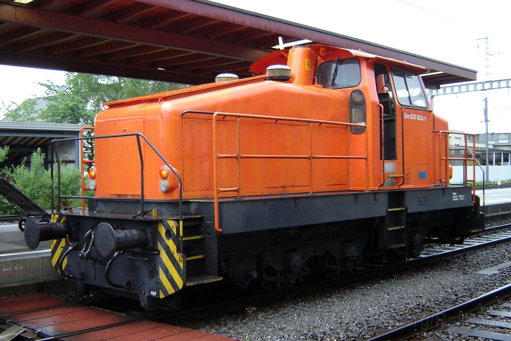 1197-0003-290606.jpg - LSB Em 837.853-1 / Hinwil 29.6.2006