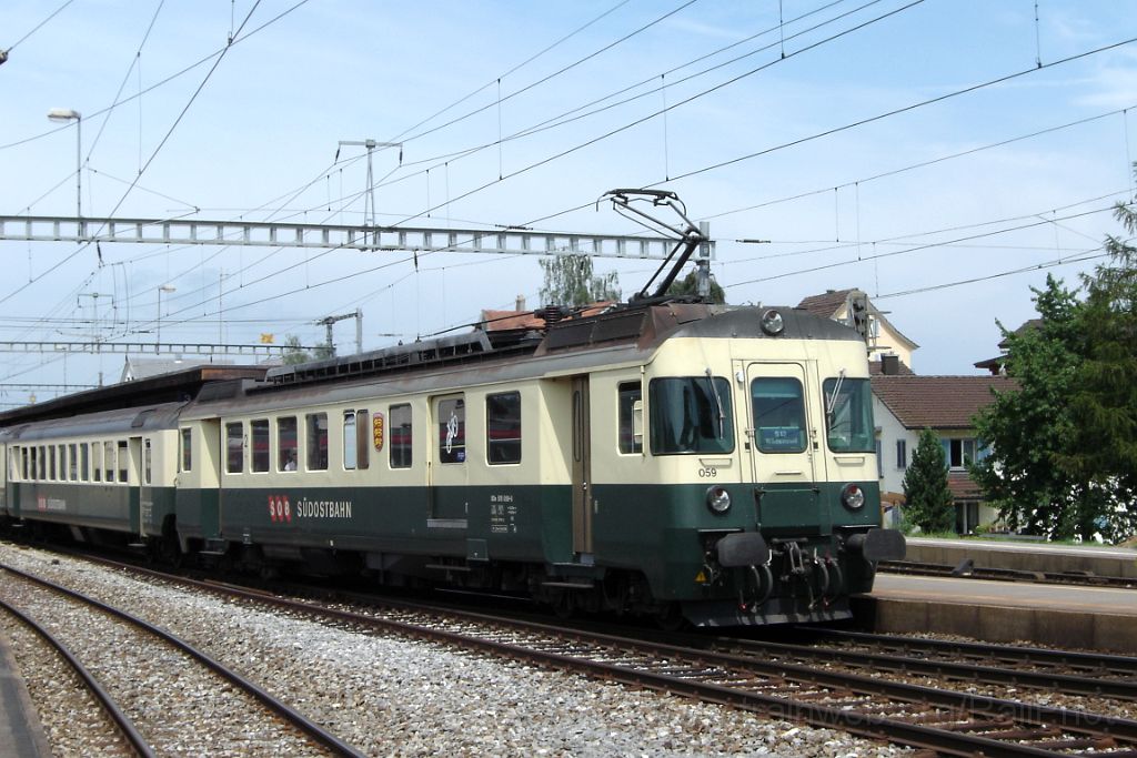 1201-0049-090706.jpg - SOB BDe 576.059-0 "Freienbach" / Samstagern 9.7.2006