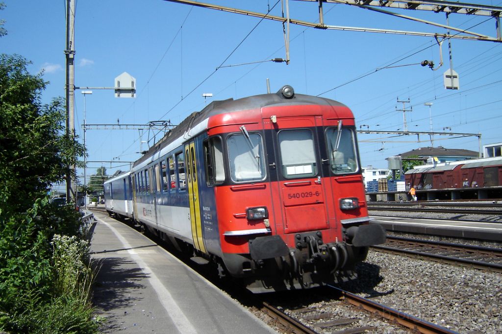 1203-0007-100706.jpg - SBB-CFF RBe 540.029-6 / Effretikon 10.7.2006