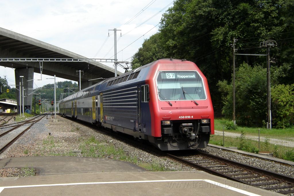 1208-0006-310706.jpg - SBB-CFF Re 450.010-4 "Steinmaur" / Kemptthal 31.7.2006