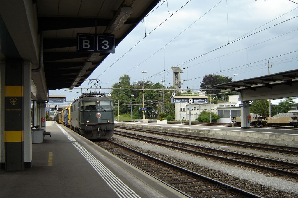 1208-0025-310706.jpg - SBB-CFF Ae 6/6 11444 "Aarau" / Effretikon 31.7.2006