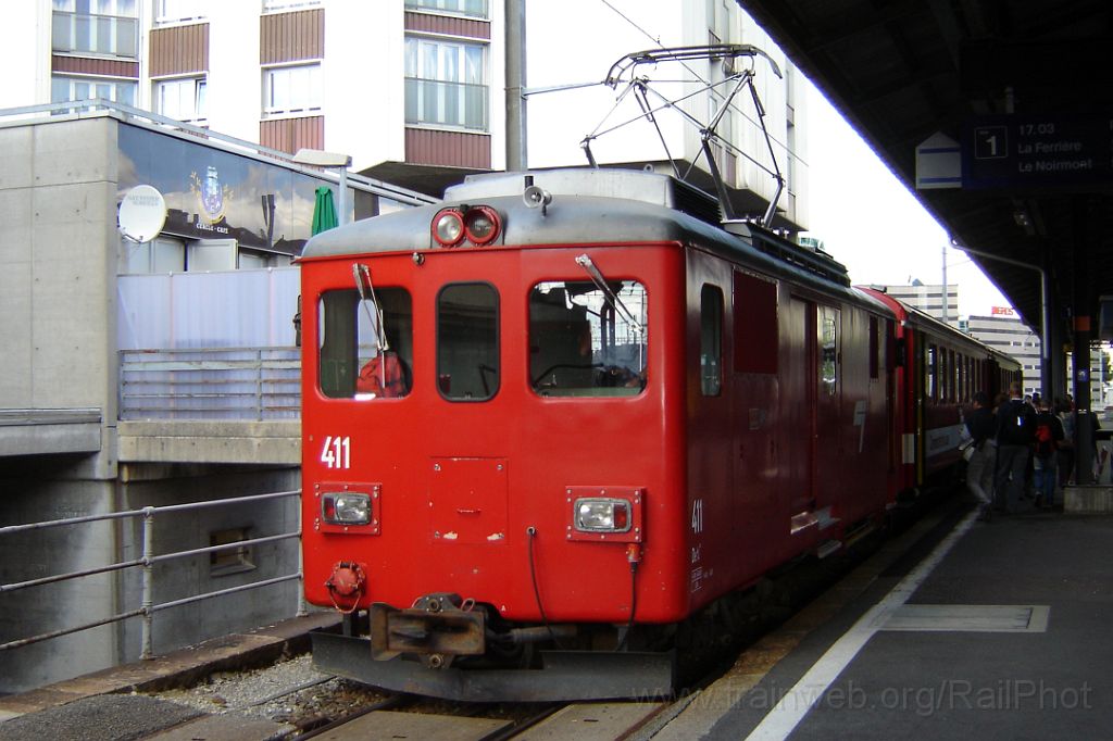 1213-0004-230806.jpg - CJ De 4/4'' 411 / La Chaux-de-Fonds 23.8.2006