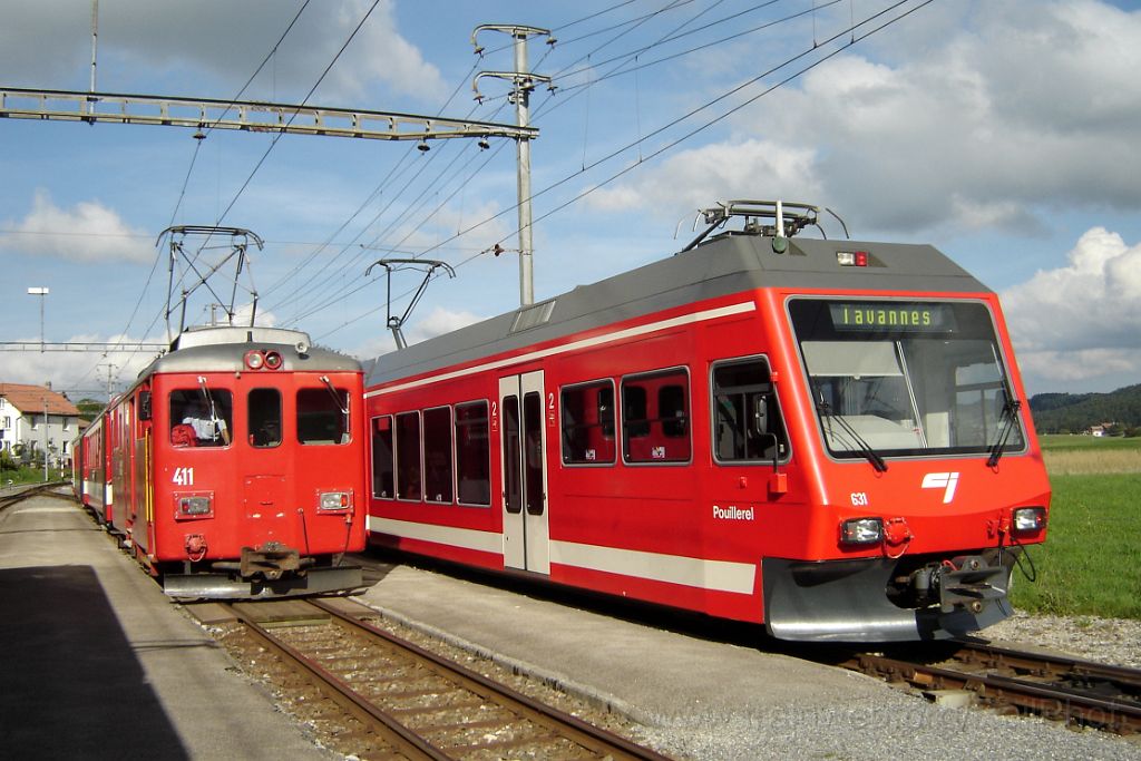 1213-0010-230806.jpg - CJ De 4/4'' 411 + ABe 2/6 631 "Pouillerel" / Le Noirmont 23.8.2006