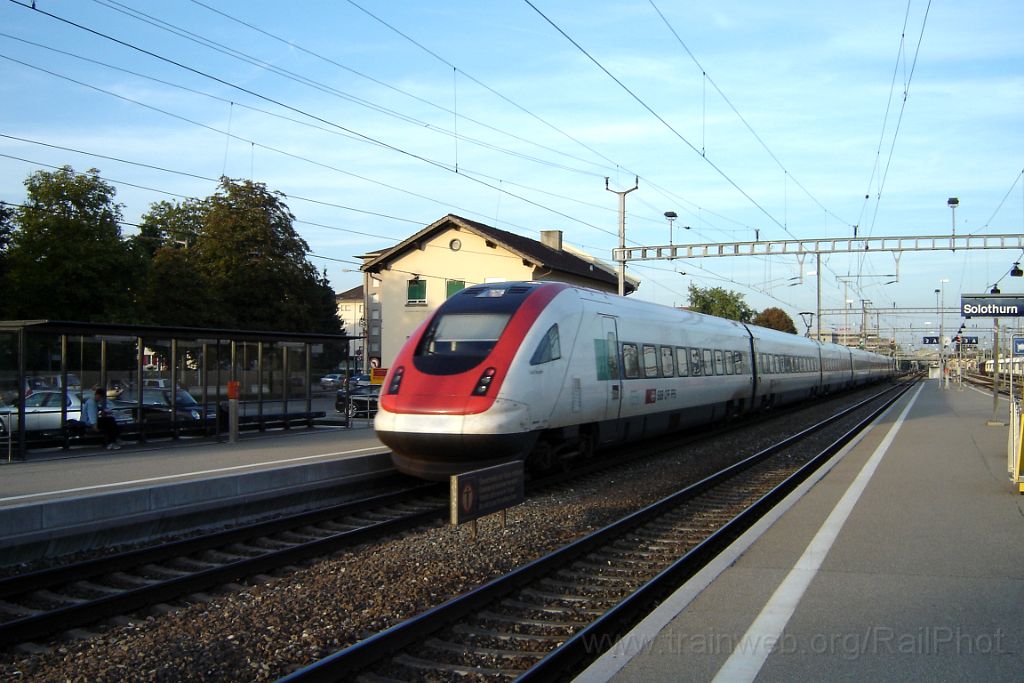 1213-0020-230806.jpg - SBB-CFF ICN RABDe 500.040-1 "Graf Zeppelin" / Solothurn 23.8.2006