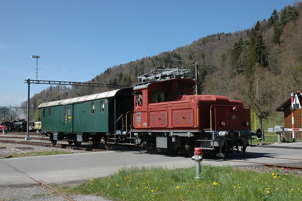 2374-0010-280412.jpg - DVZO Tem''' 354 / Bauma 28.4.2012