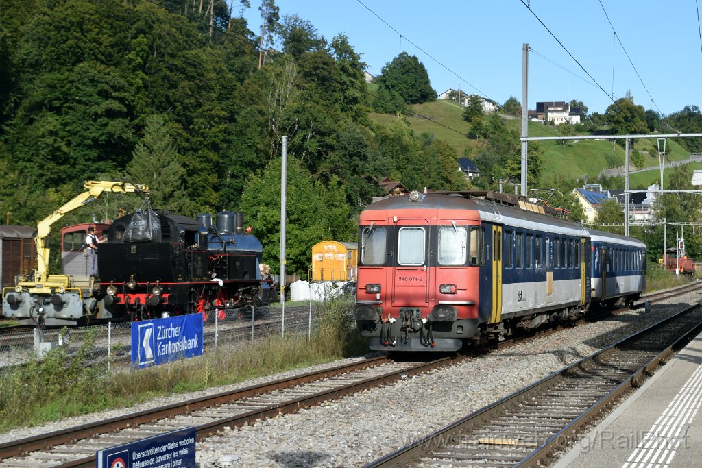 10004-0008-060925.jpg - DSF RBe 540.074-2 + DVZO Eb 3/5 9 / Bauma 6.9.2025