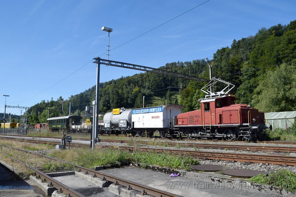 9996-0044-060925.jpg - DVZO Ee 3/3 16363 + P 516355 "Feldschlösschen Rheinfelden" + Pa.530156 "Shell" + X 476 + C².422 / Bauma 6.9.2025