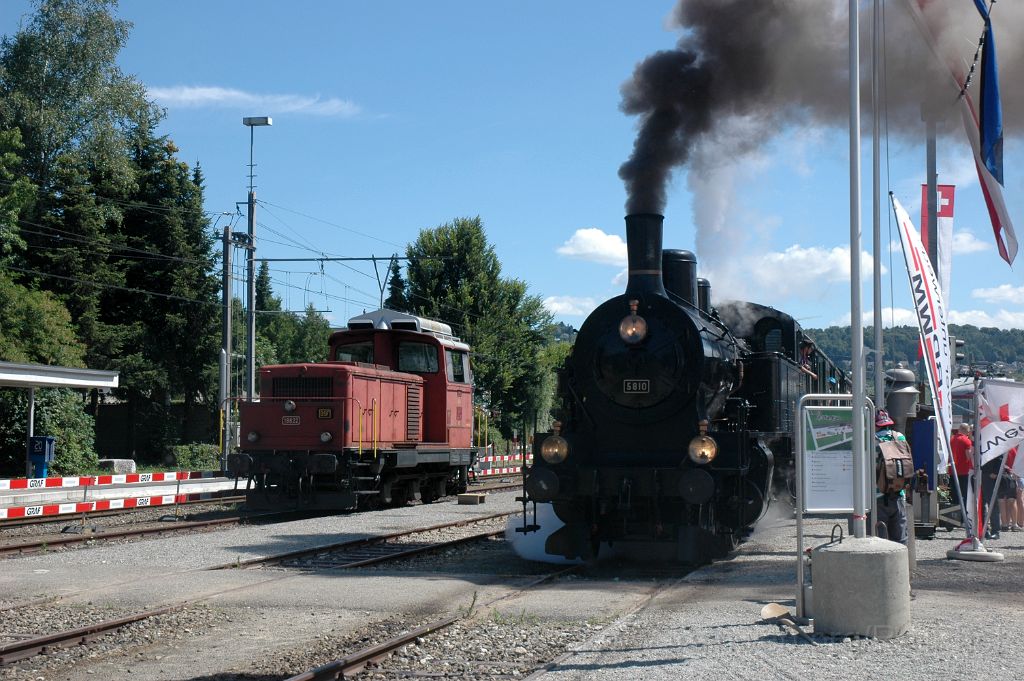 3614-0050-280615.jpg - DSF Em 3/3 18822 + SBB-CFF Eb 3/5 5810 / Bremgarten-West 28.6.2015