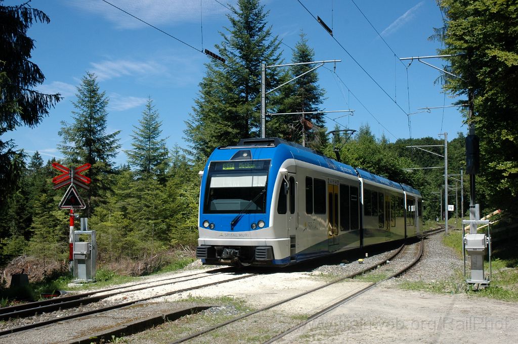 3618-0027-280615.jpg - BDWM ABe 4/8 5011 "Spital Muri" / Erdmannlistein 28.6.2015