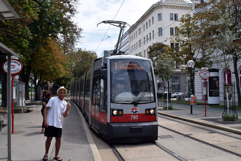 5070-0016-160718.jpg - WVB ULF-B1 795 / Schottenring 16.7.2018