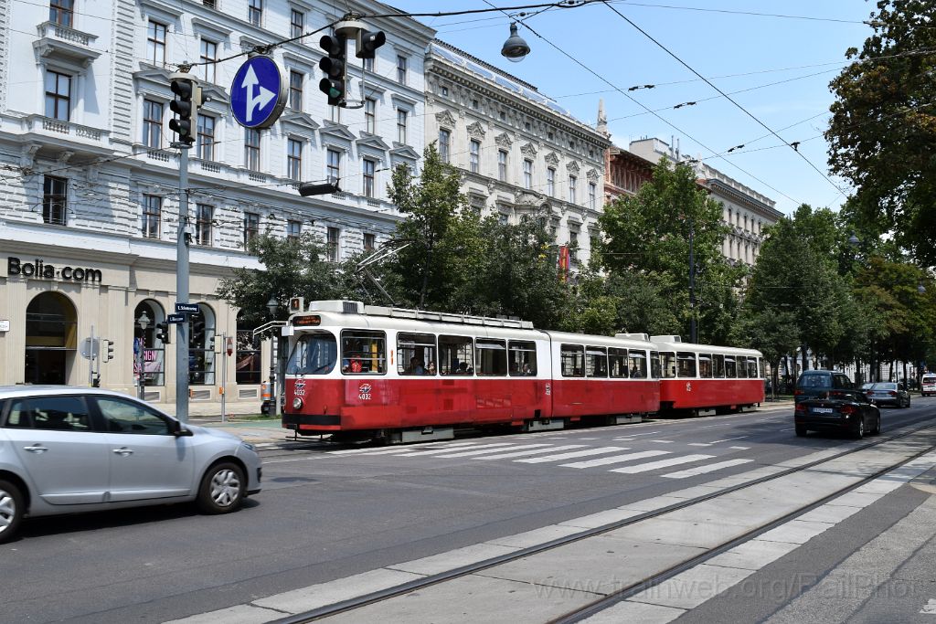 5077-0028-170718.jpg - WVB E2.4032 + C5.1432 / Börse 17.7.2018