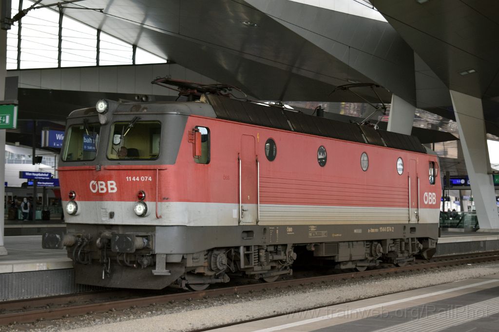 5082-0048-170718.jpg - ÖBB 1144.074 / Wien Hbf 17.7.2018