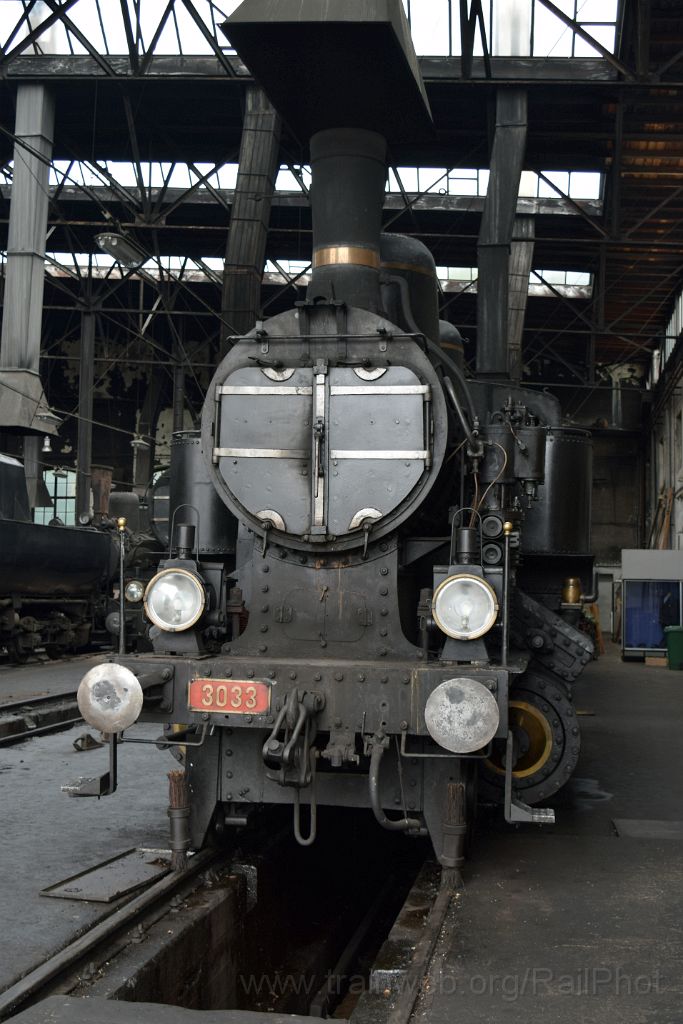 5093-0008-210718.jpg - kkStB 30.33 / Strasshof (Heizhaus) 21.7.2018