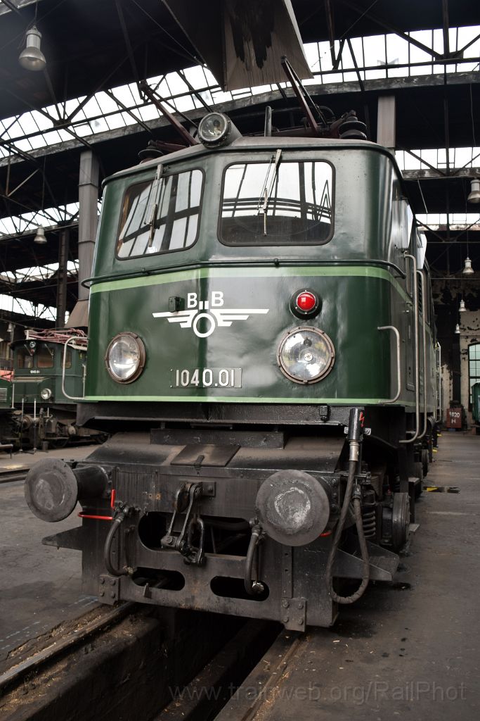 5093-0013-210718.jpg - ÖBB 1040.01 / Strasshof (Heizhaus) 21.7.2018