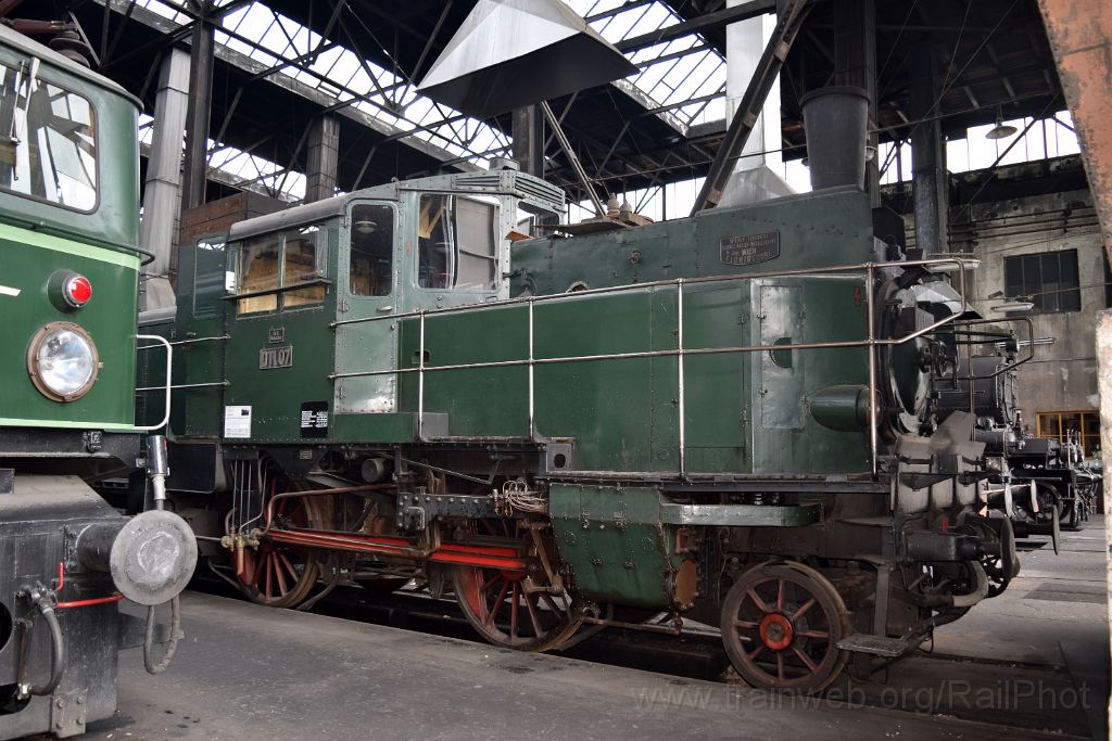 5098-0049-210718.jpg - BBÖ DT1.07 / Strasshof (Heizhaus) 21.7.2018