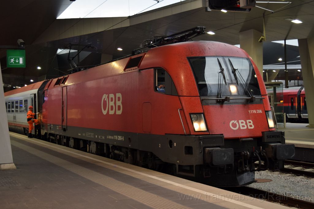 5106-0050-220718.jpg - ÖBB 1116.266 / Wien Hbf 22.7.2018