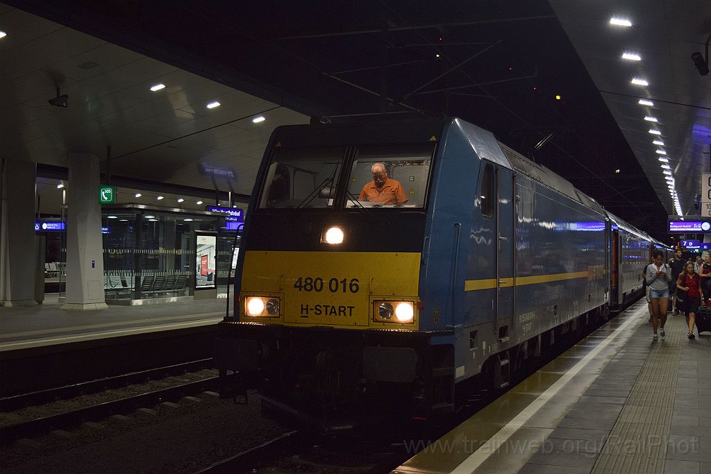 5107-0018-220718.jpg - MAV-Start 480.016 / Wien Hbf 22.7.2018