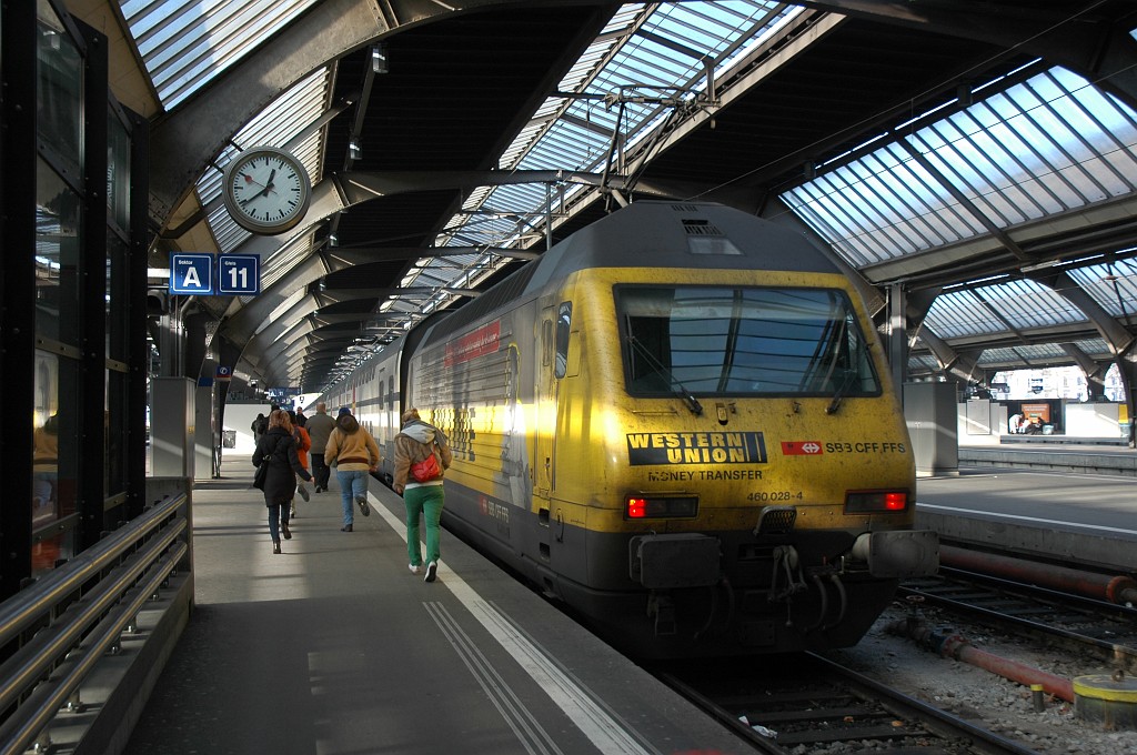 1605-0014-170109.jpg - SBB-CFF Re 460.028-4 «Western Union 3» / Zürich HB 17.1.2009