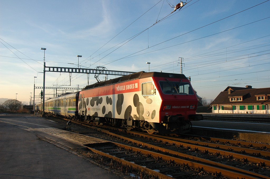 1606-0014-170109.jpg - SOB Re 456.094-2 «Vögele» / Pfäffikon SZ 17.1.2009