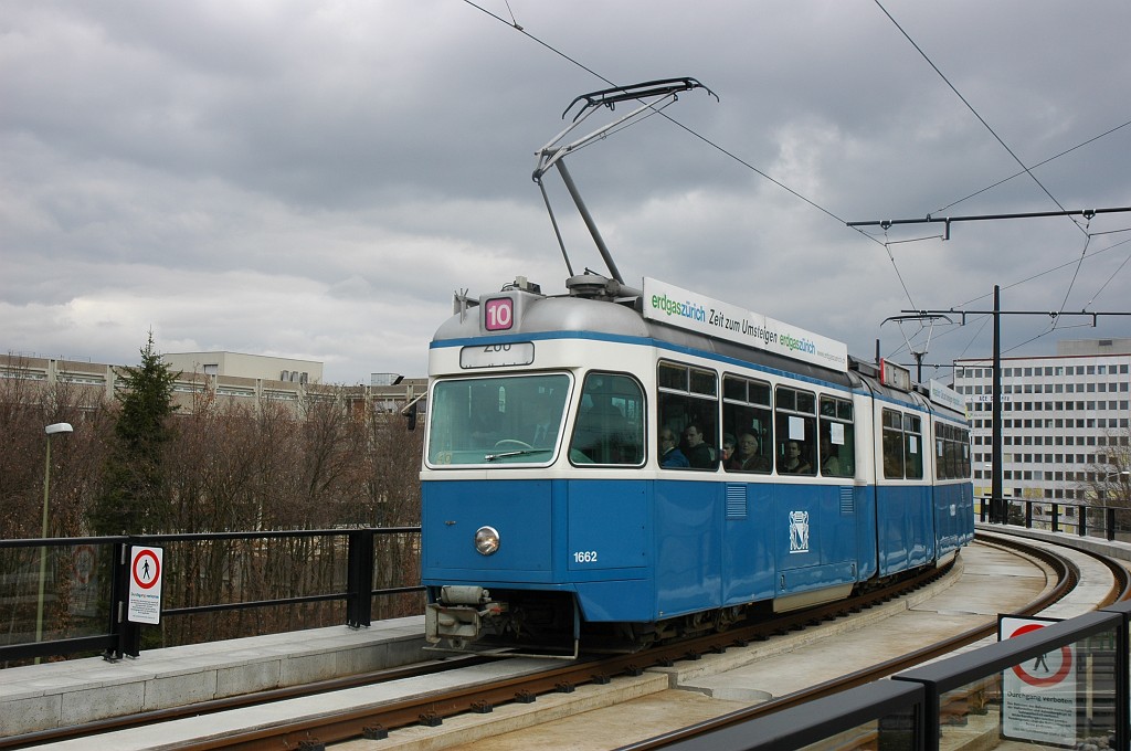 1631-0014-150309.jpg - VBZ Be 4/6 1662 + 1725 / Bahnhof Balsberg 15.3.2009