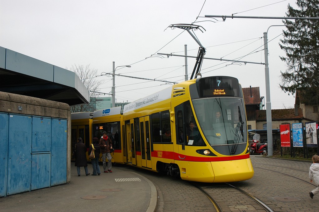 1636-0009-010409.jpg - BLT Be 6/10 154 / Bahnhof Stettbach 1.4.2009