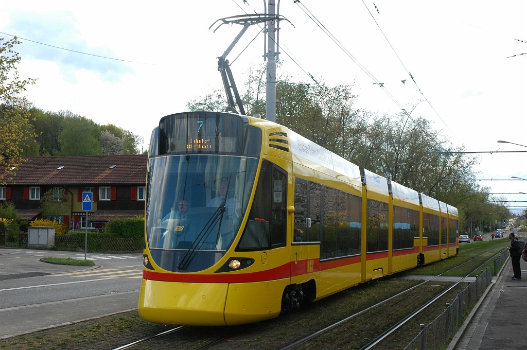 1648-0031-170409.jpg - BLT Be 6/10 154 / Bahnhof Stettbach 17.4.2009