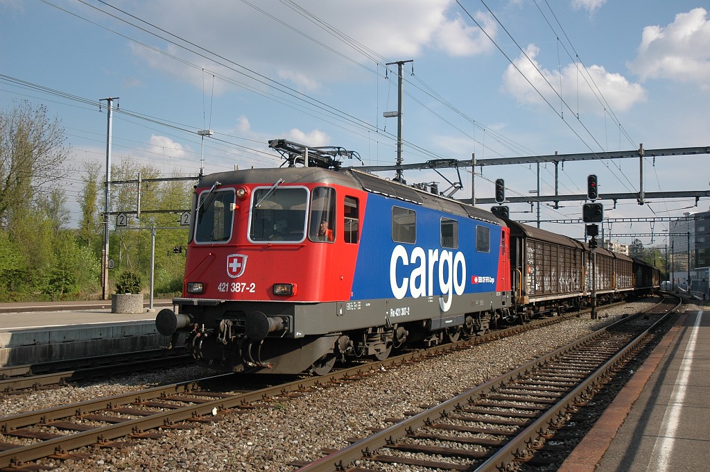 1652-0035-200409.jpg - SBB-CFF Re 421.387-2 / Dietikon 20.4.2009