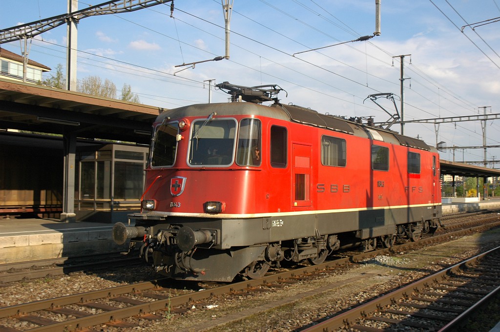 1654-0037-200409.jpg - SBB-CFF Re 4/4'' 11343 / Dietikon 20.4.2009