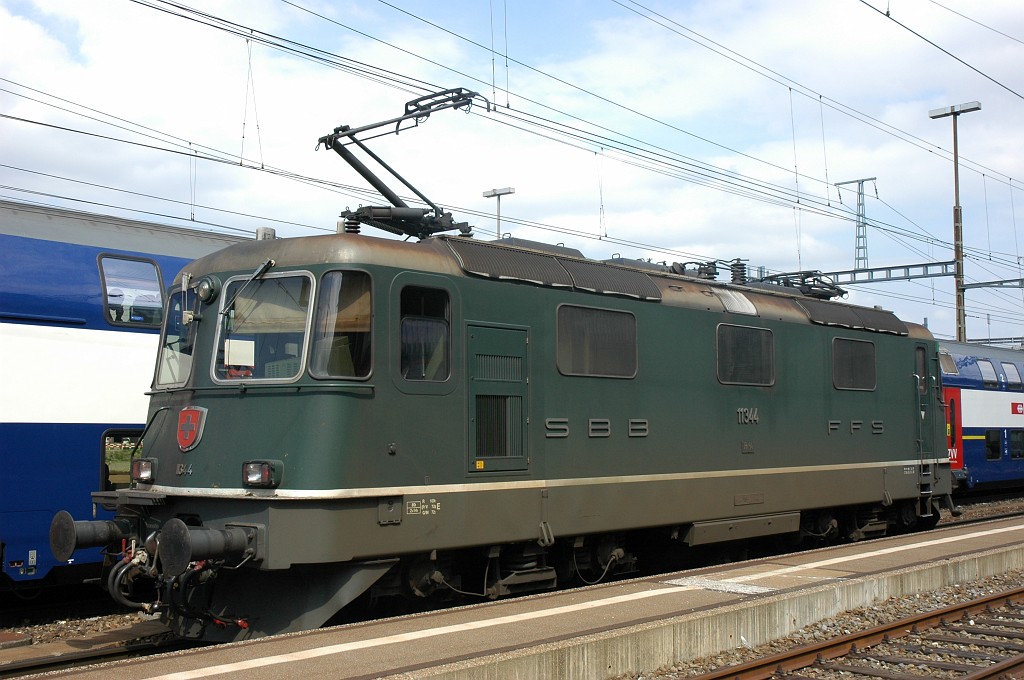 1668-0039-220509.jpg - SBB-CFF Re 4/4'' 11344 / Zürich-Altstetten 22.5.2009