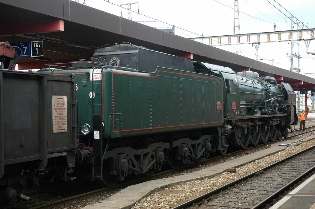 1677-0040-300509.jpg - SNCF 241 P 17 / Genève-Cornavin 30.5.2009