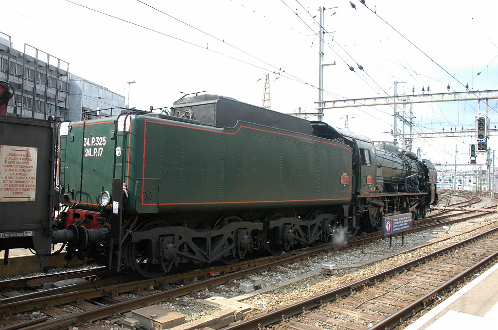 1678-0020-300509.jpg - SNCF 241 P 17 / Genève-Cornavin 30.5.2009