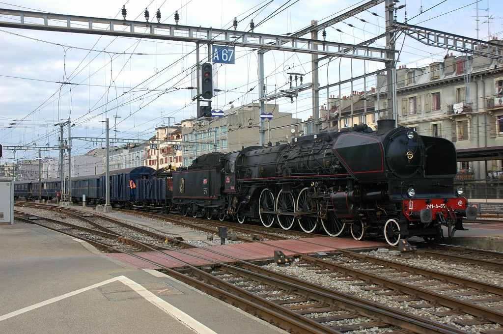 1679-0019-300509.jpg - SNCF 1-241 A 65 / Genève-Cornavin 30.5.2009