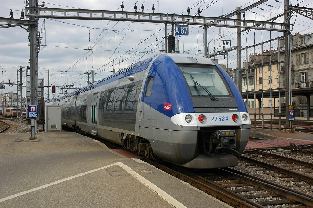 1679-0037-300509.jpg - SNCF Z 27684 / Genève-Cornavin 30.5.2009