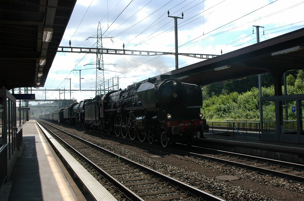 1682-0004-310509.jpg - SNCF 1-241 A 65 + 241 P 17 / Othmarsingen 31.5.2009