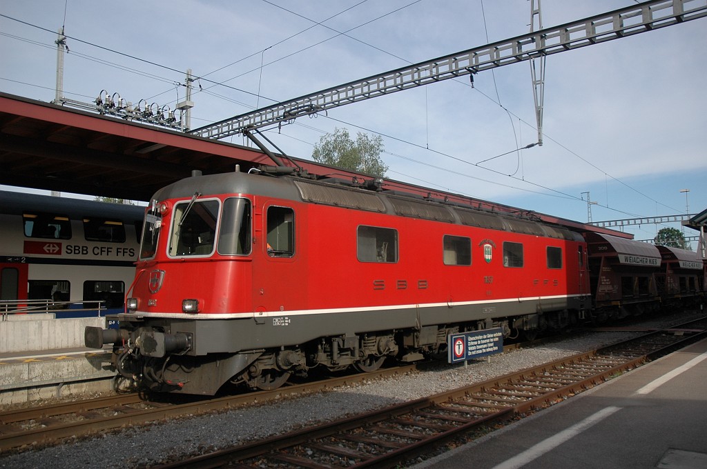 1685-0002-170609.jpg - SBB-CFF Re 6/6 11637 «Sonceboz - Sombeval» / Hinwil 17.6.2009