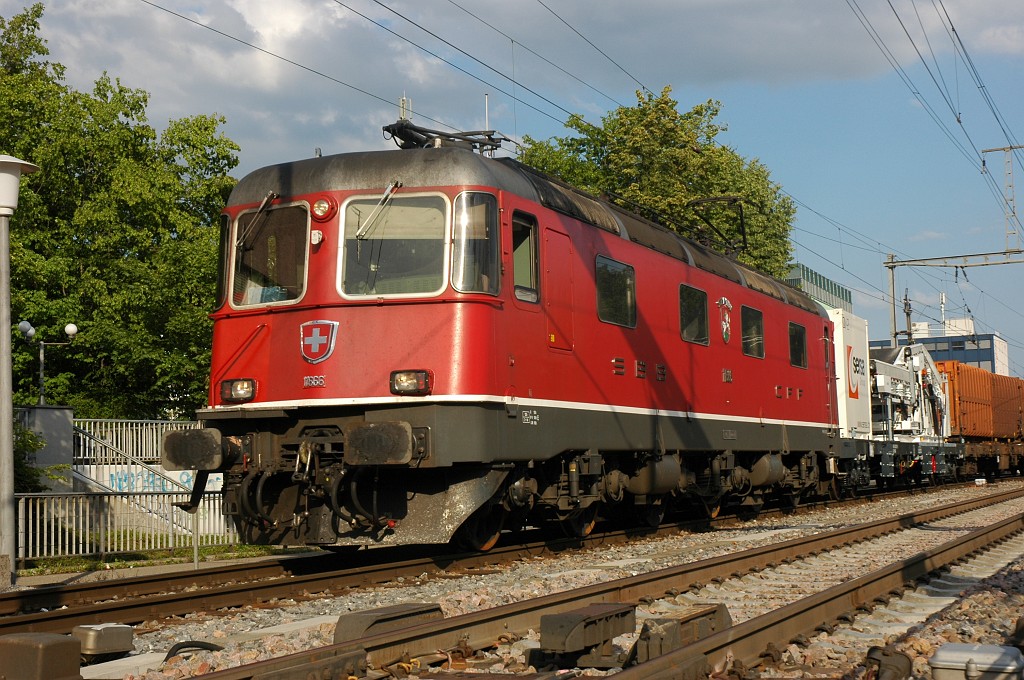 1686-0032-180609.jpg - SBB-CFF Re 6/6 11666 «Stein am Rhein» / Schwerzenbach ZH 18.6.2009