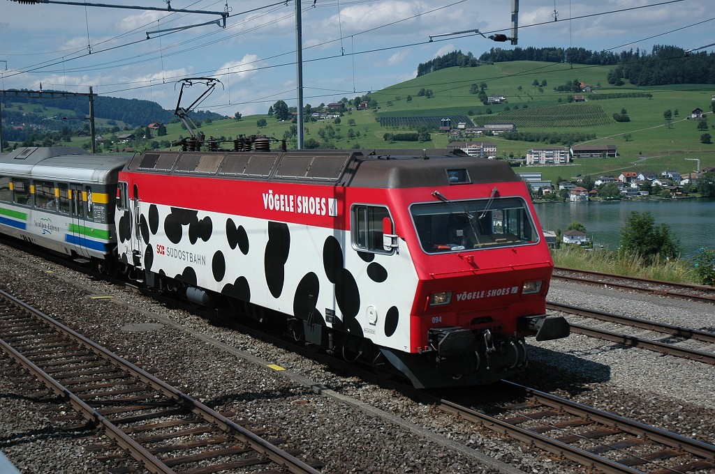 1700-0037-200709.jpg - SOB Re 456.094-2 «Vögele» / Immensee 20.7.2009