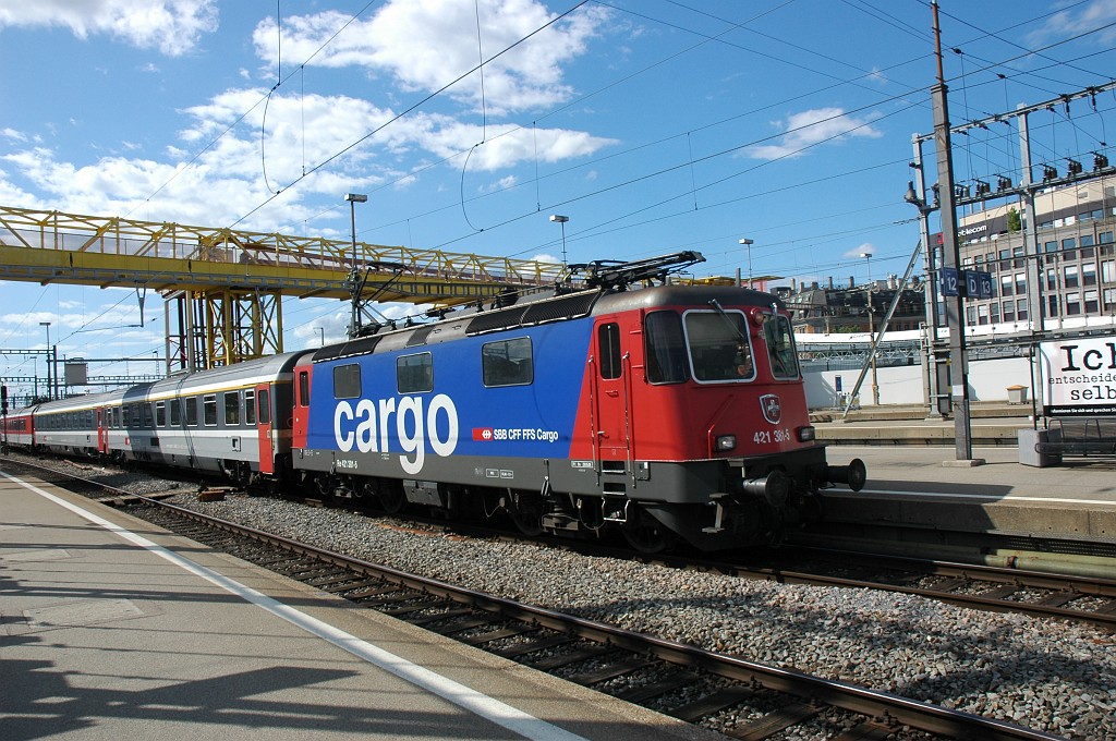 1705-0033-250709.jpg - SBB-CFF Re 421.381-5 / Zürich HB 25.7.2009